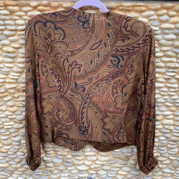 Liz Claiborne Brown Paisley Print Blouse. Size 6 Petite. Excellent Condition! - Picture 2 of 4